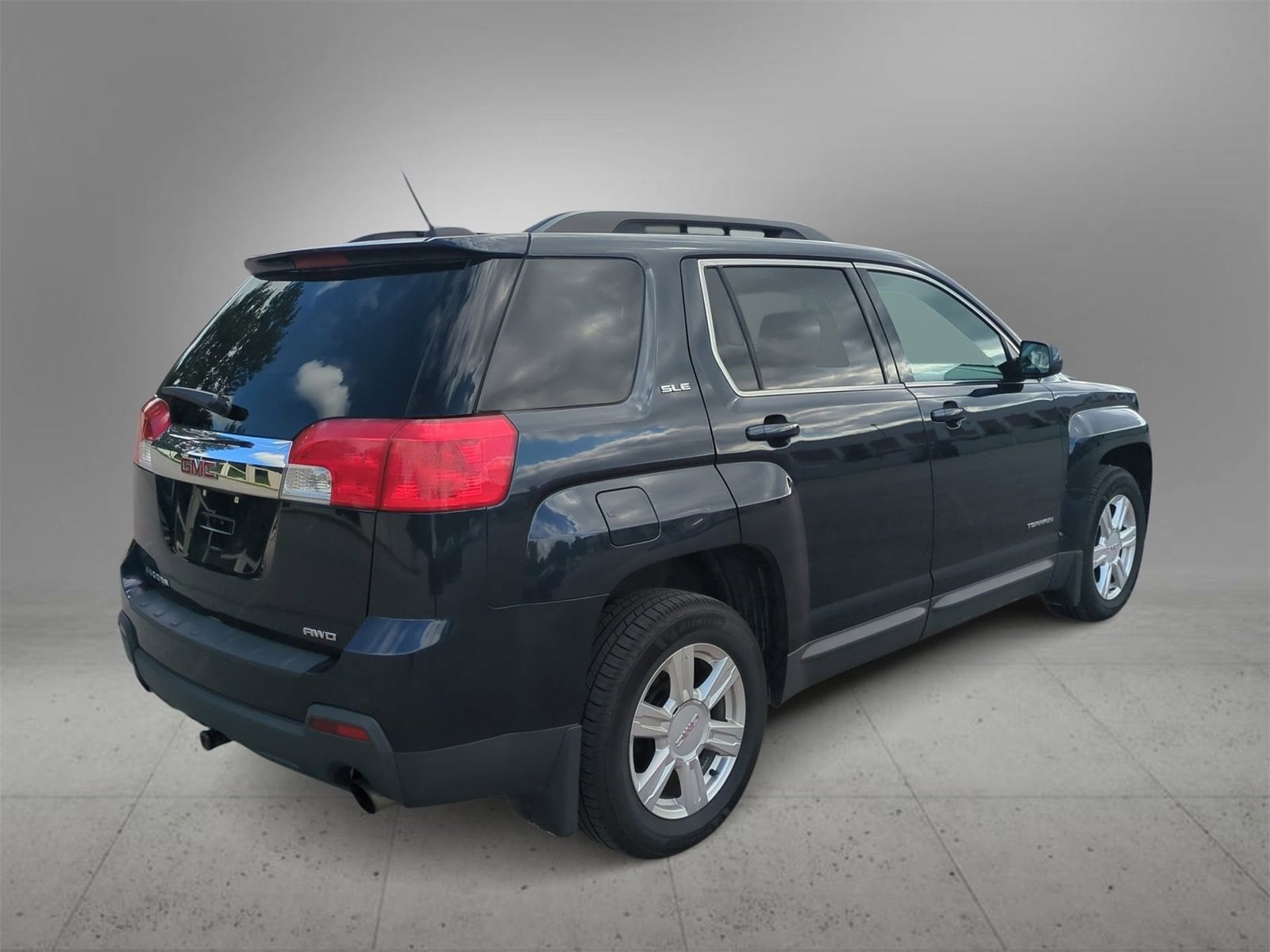Thumbnail: 2015 GMC Terrain - 8