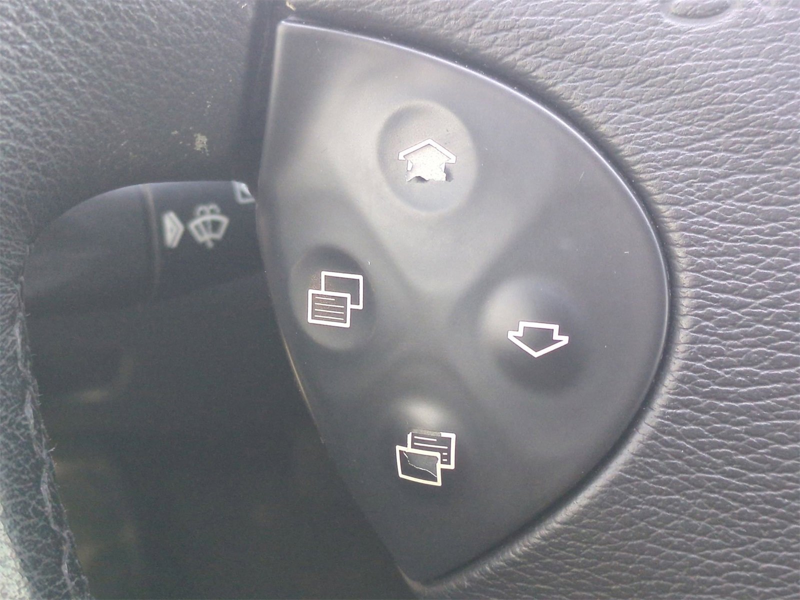 Thumbnail: 2006 Mercedes-Benz E-Class - 24