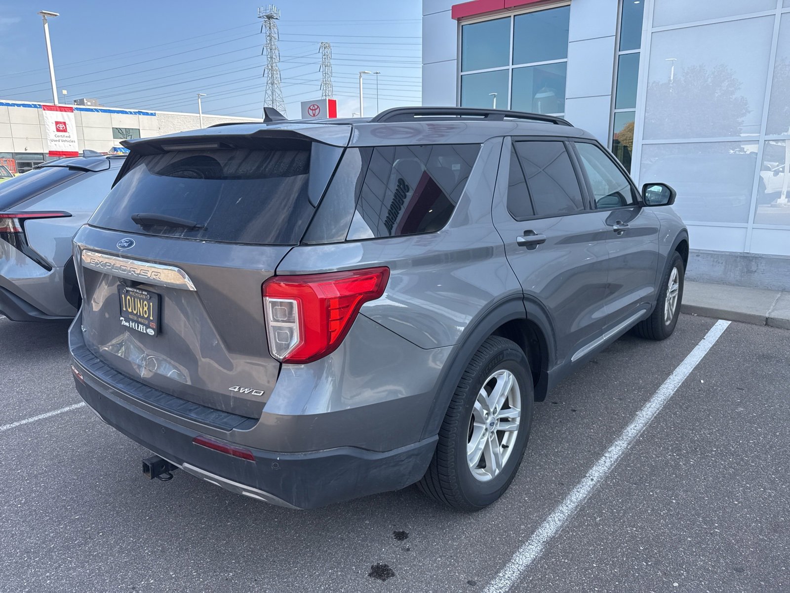 Thumbnail: 2021 Ford Explorer - 3