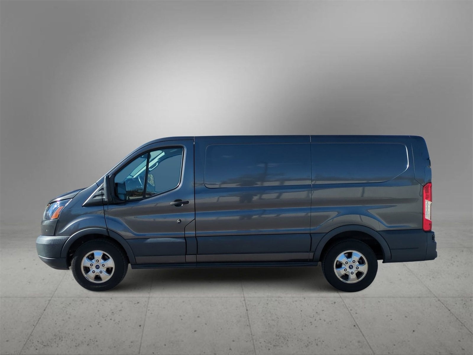 Thumbnail: 2017 Ford Transit Series - 5