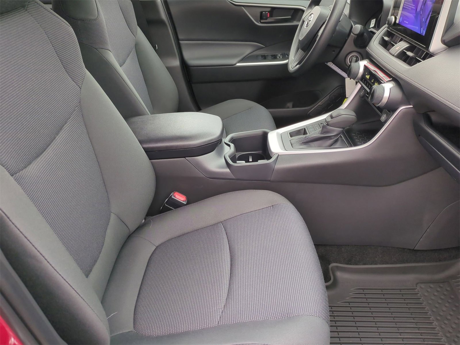 Thumbnail: 2025 Toyota RAV4 - 21