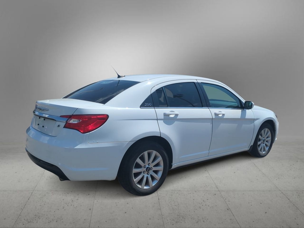Thumbnail: 2013 Chrysler 200 - 8