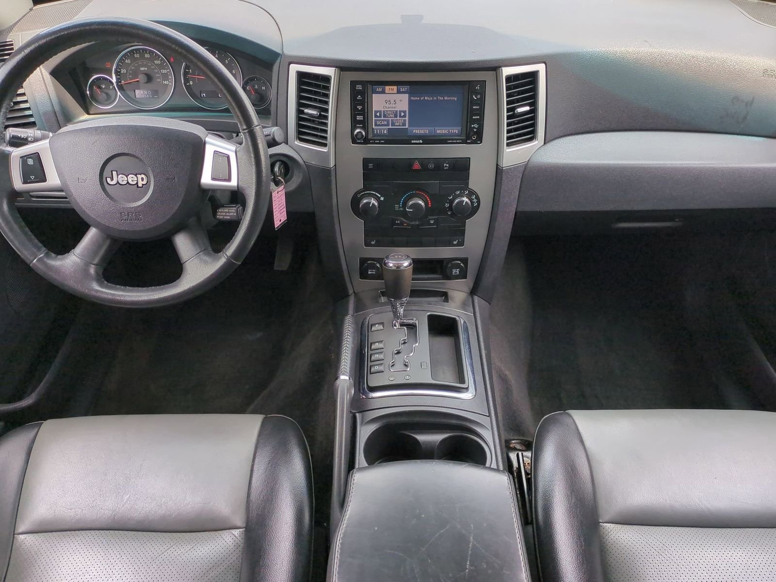 Thumbnail: 2010 Jeep Grand Cherokee - 15