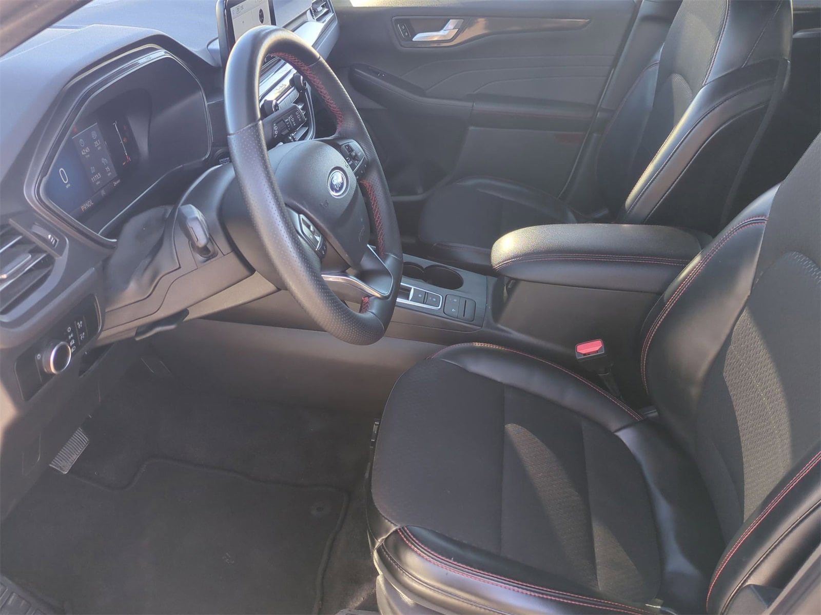 Thumbnail: 2025 Ford Escape - 16