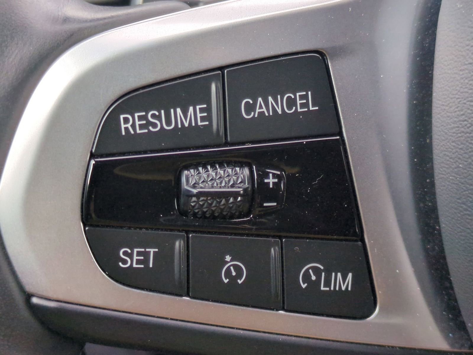 Thumbnail: 2024 BMW 2 Series - 25