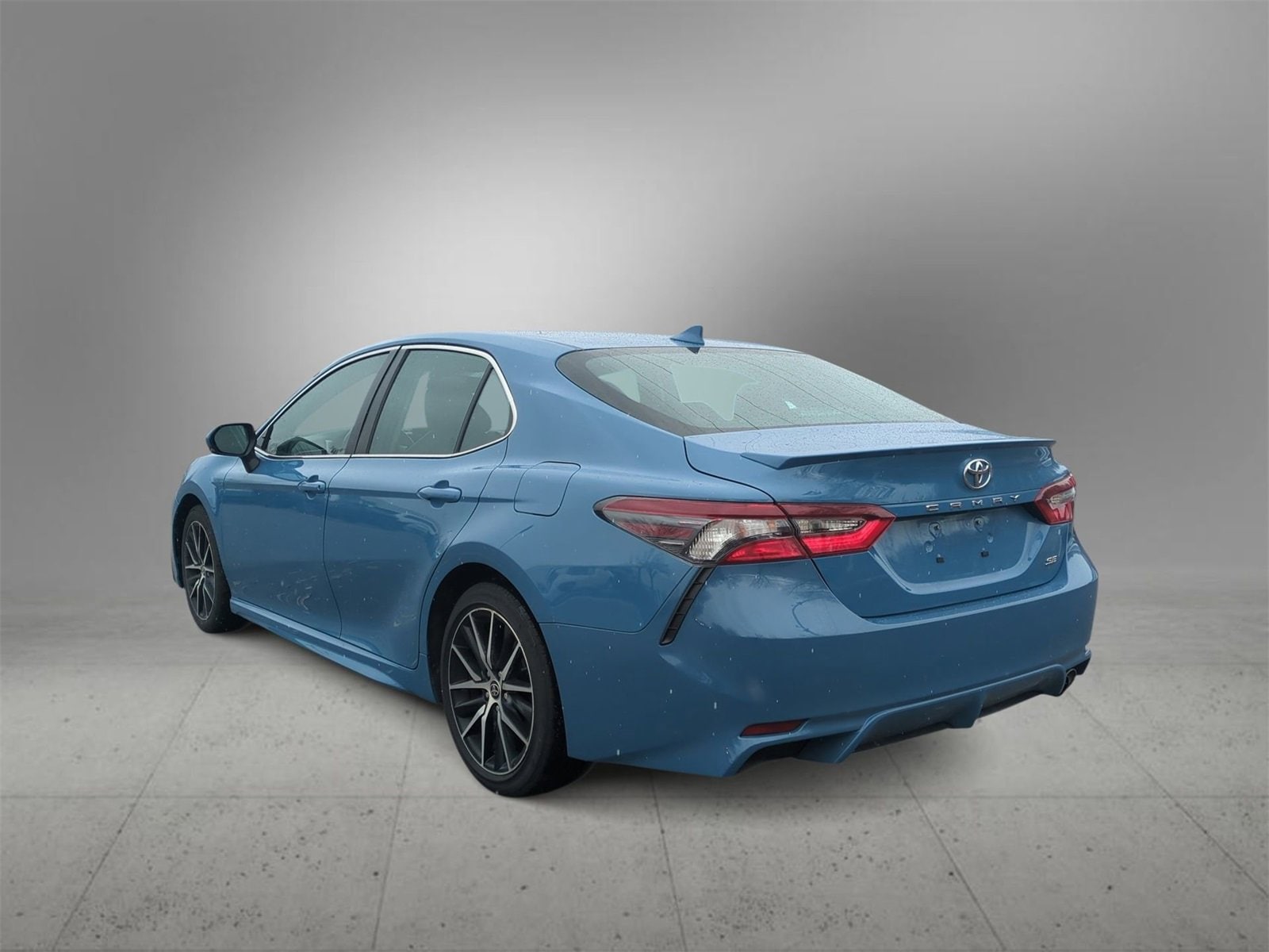 Thumbnail: 2023 Toyota Camry - 6