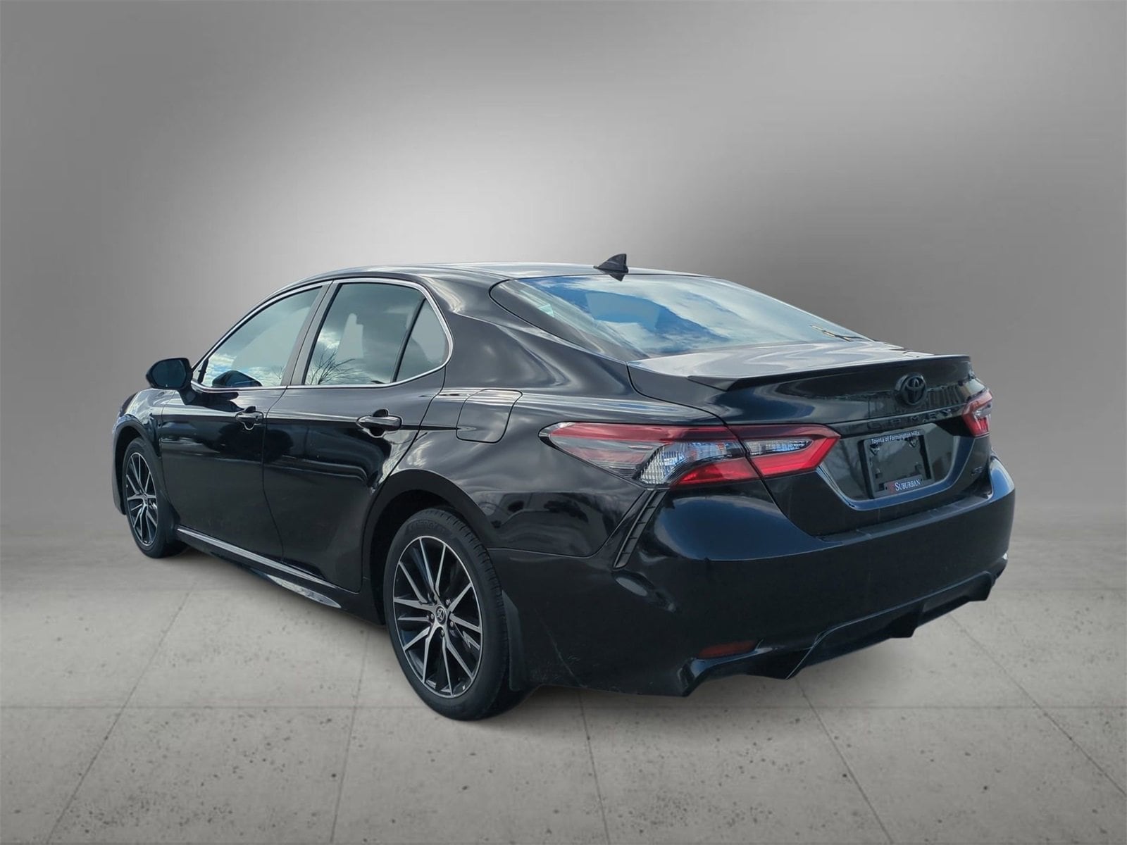 Thumbnail: 2023 Toyota Camry - 6