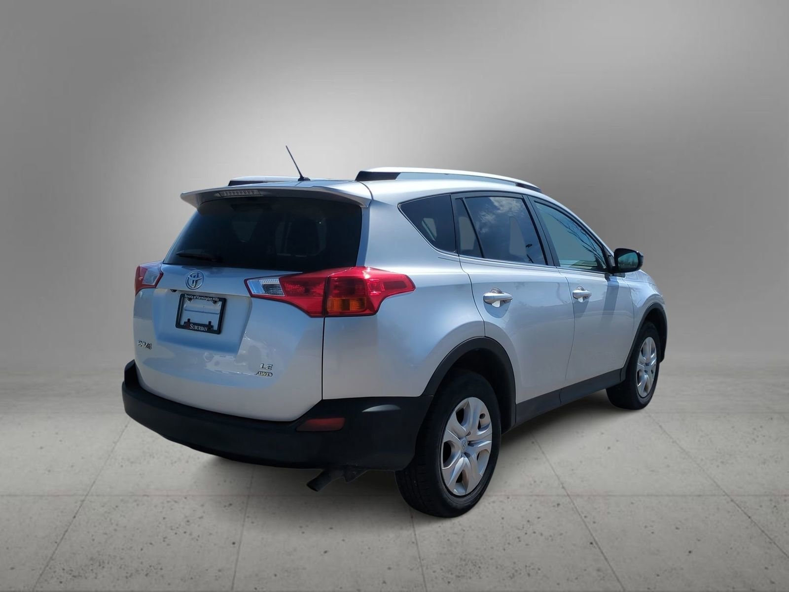 Thumbnail: 2015 Toyota RAV4 - 8