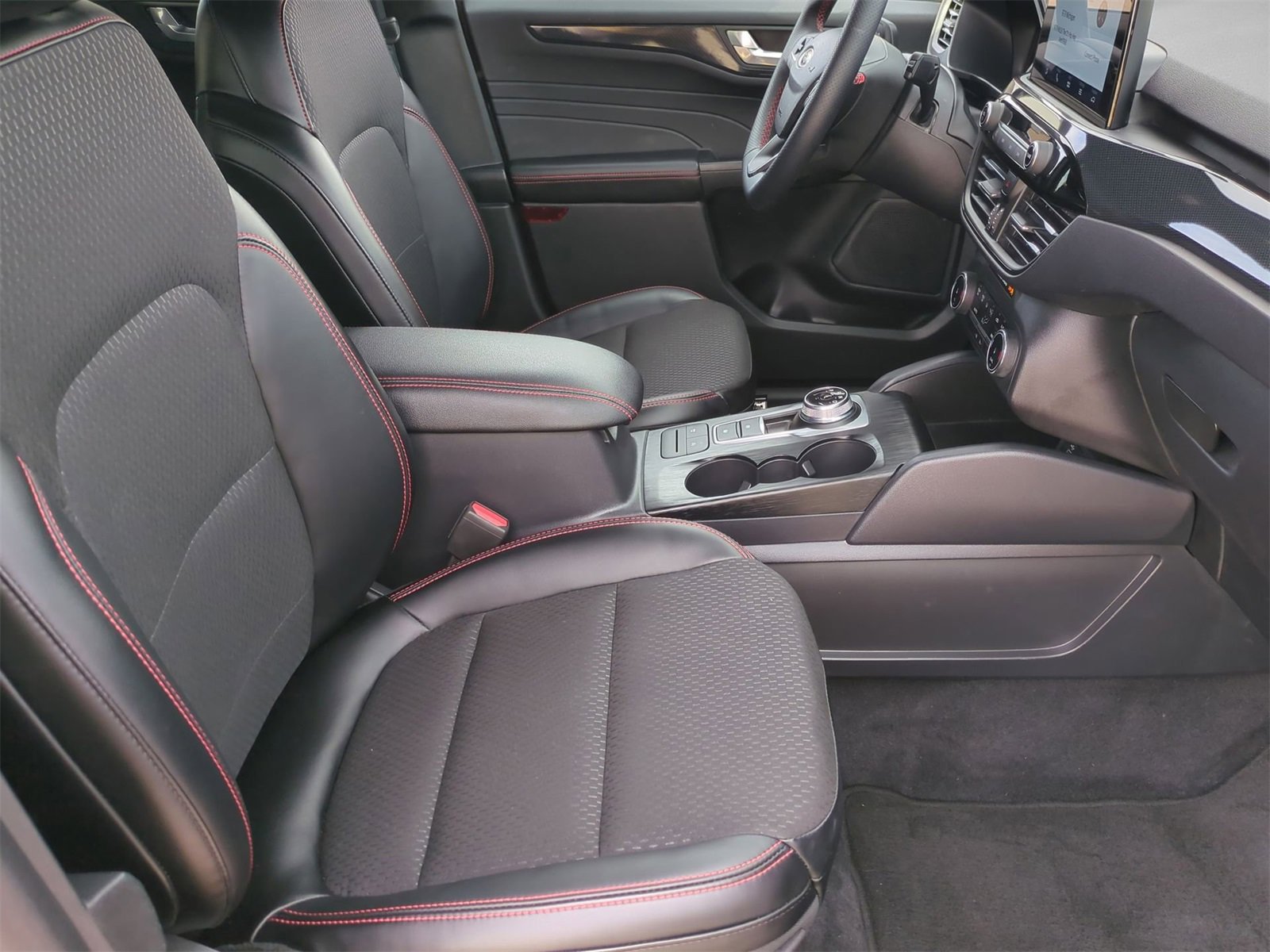 Thumbnail: 2025 Ford Escape - 21