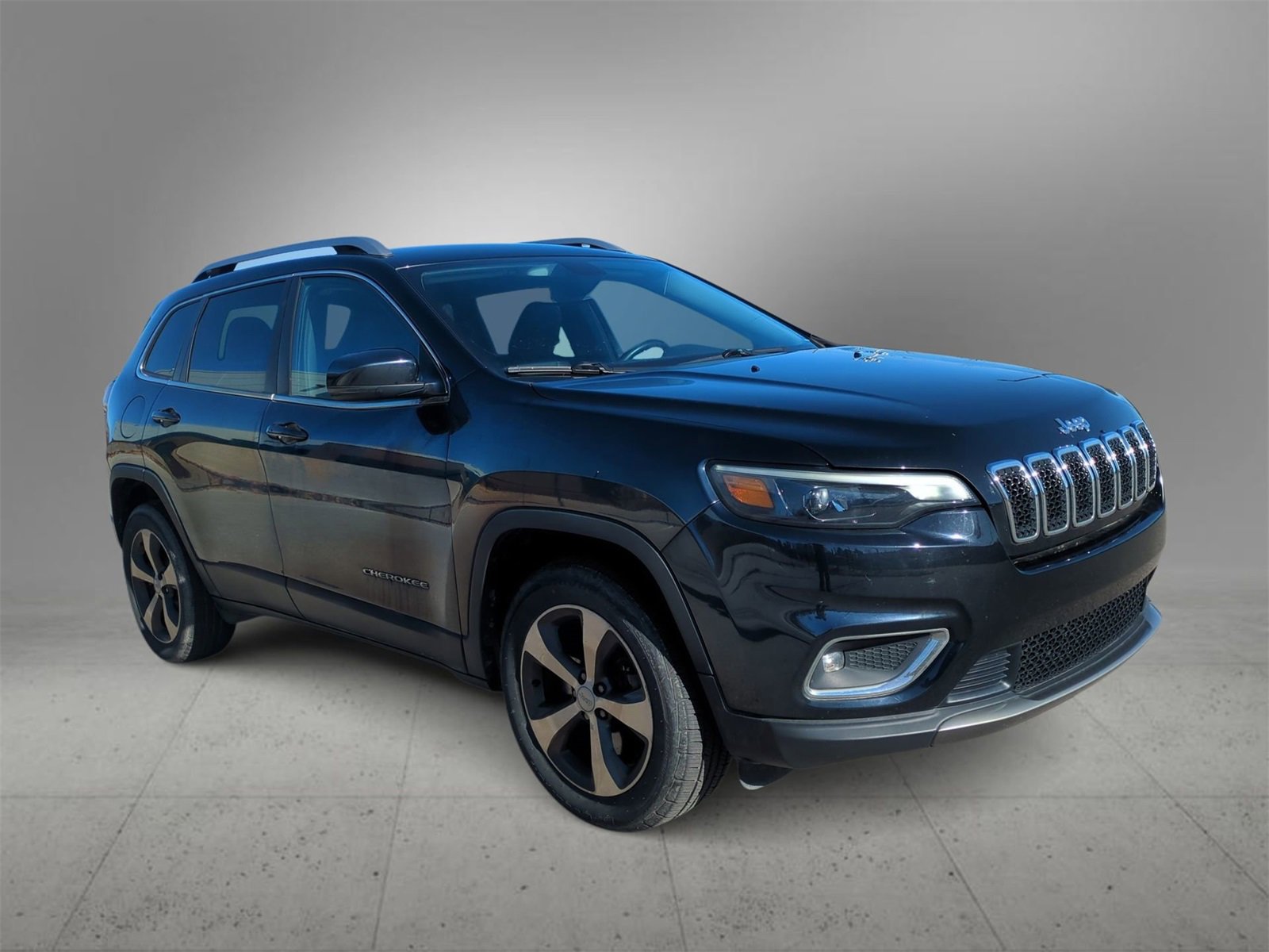 2019 Jeep Cherokee Limited photo 2