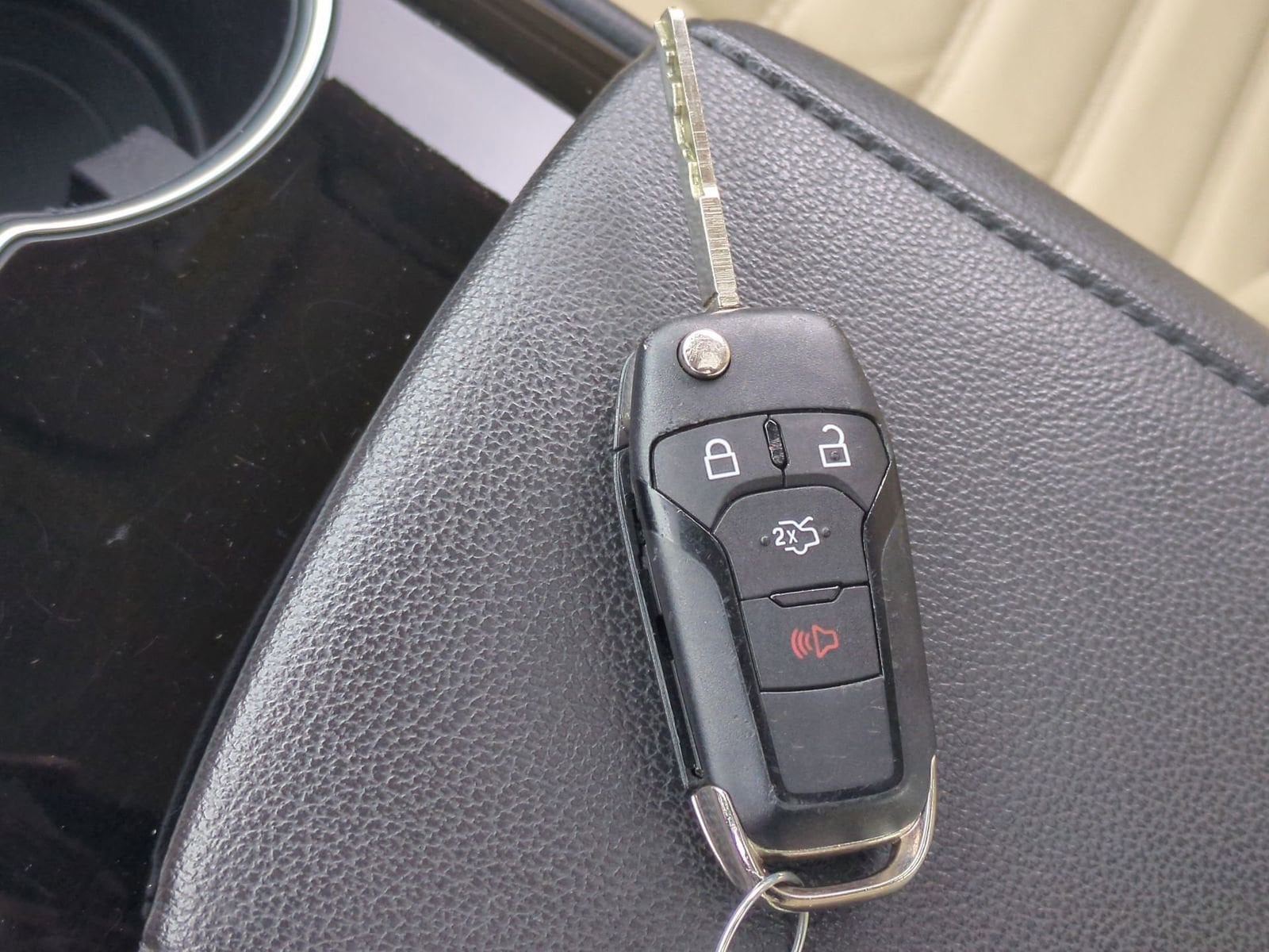 Thumbnail: 2016 Ford Fusion - 34