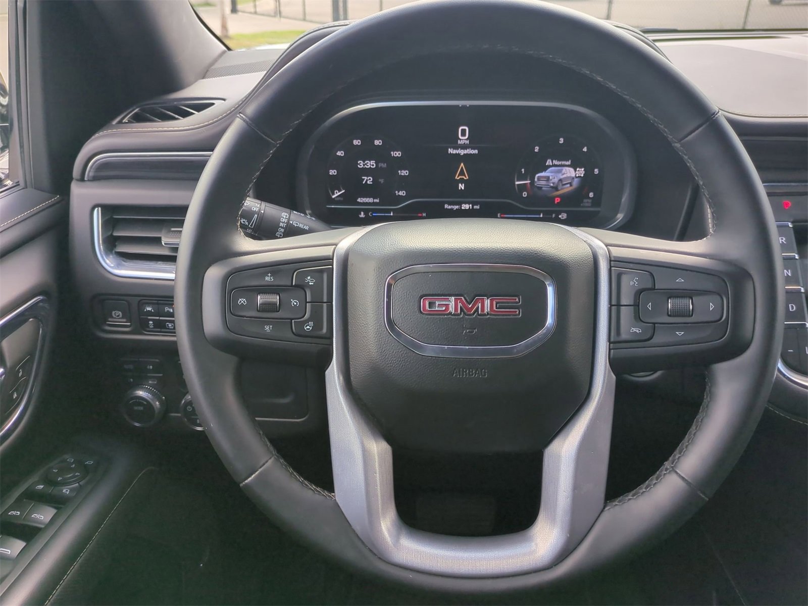 Thumbnail: 2023 GMC Yukon - 22