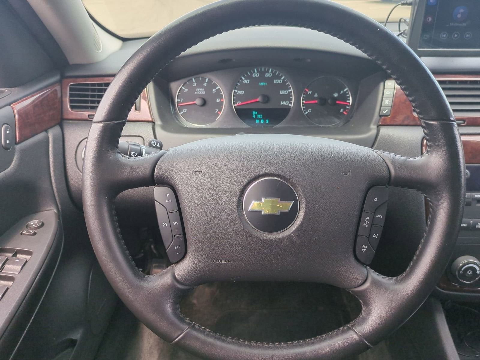 Thumbnail: 2011 Chevrolet Impala - 24