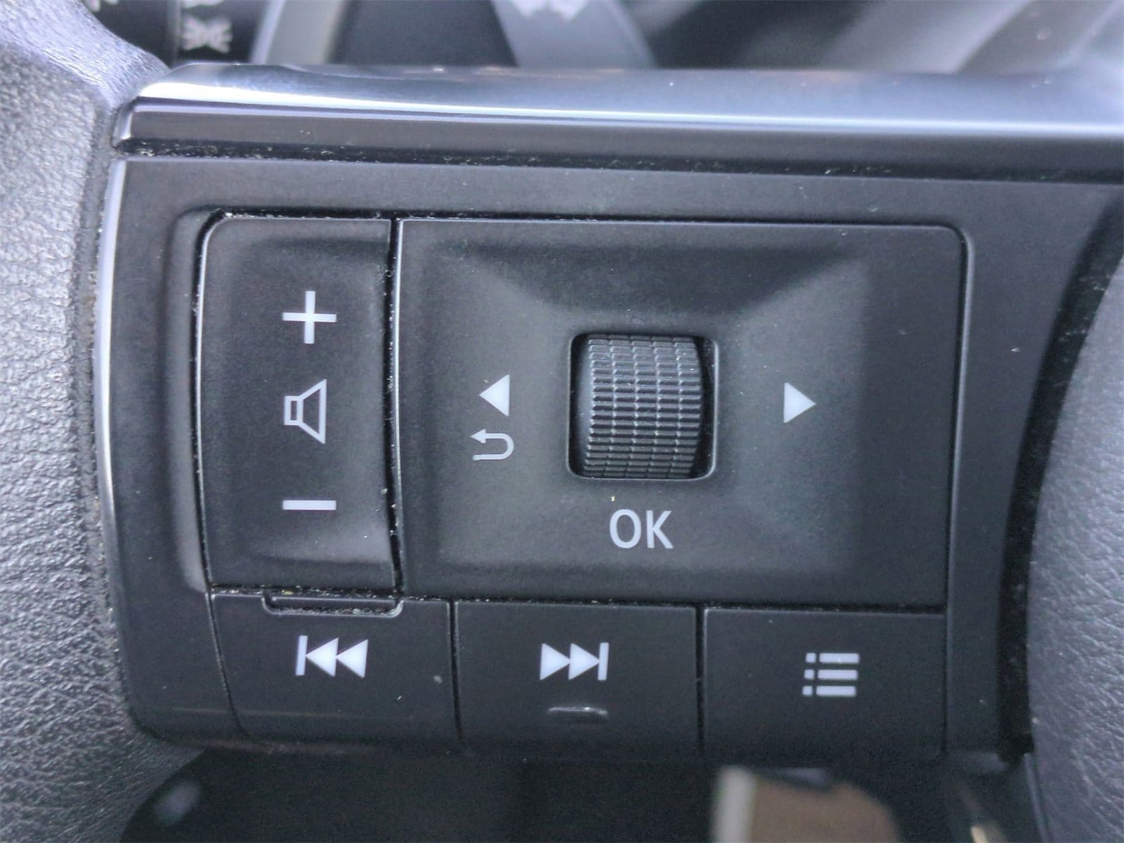 Thumbnail: 2024 Nissan Rogue - 23