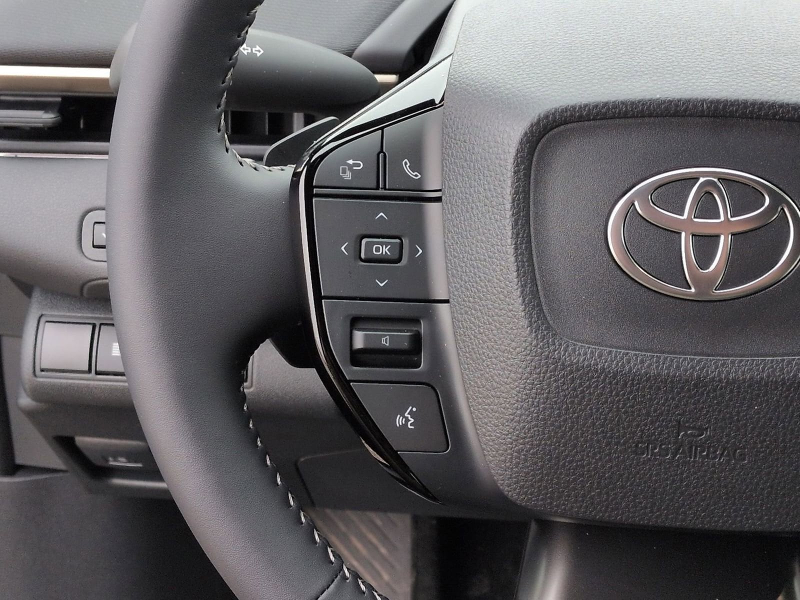 Thumbnail: 2026 Toyota bZ - 26