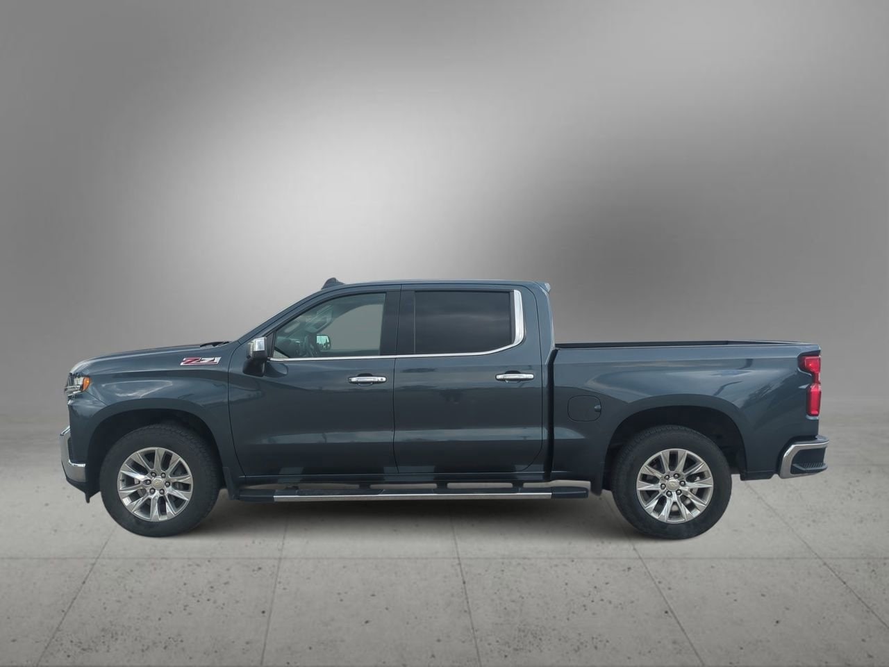 Thumbnail: 2021 Chevrolet Silverado 1500 - 5
