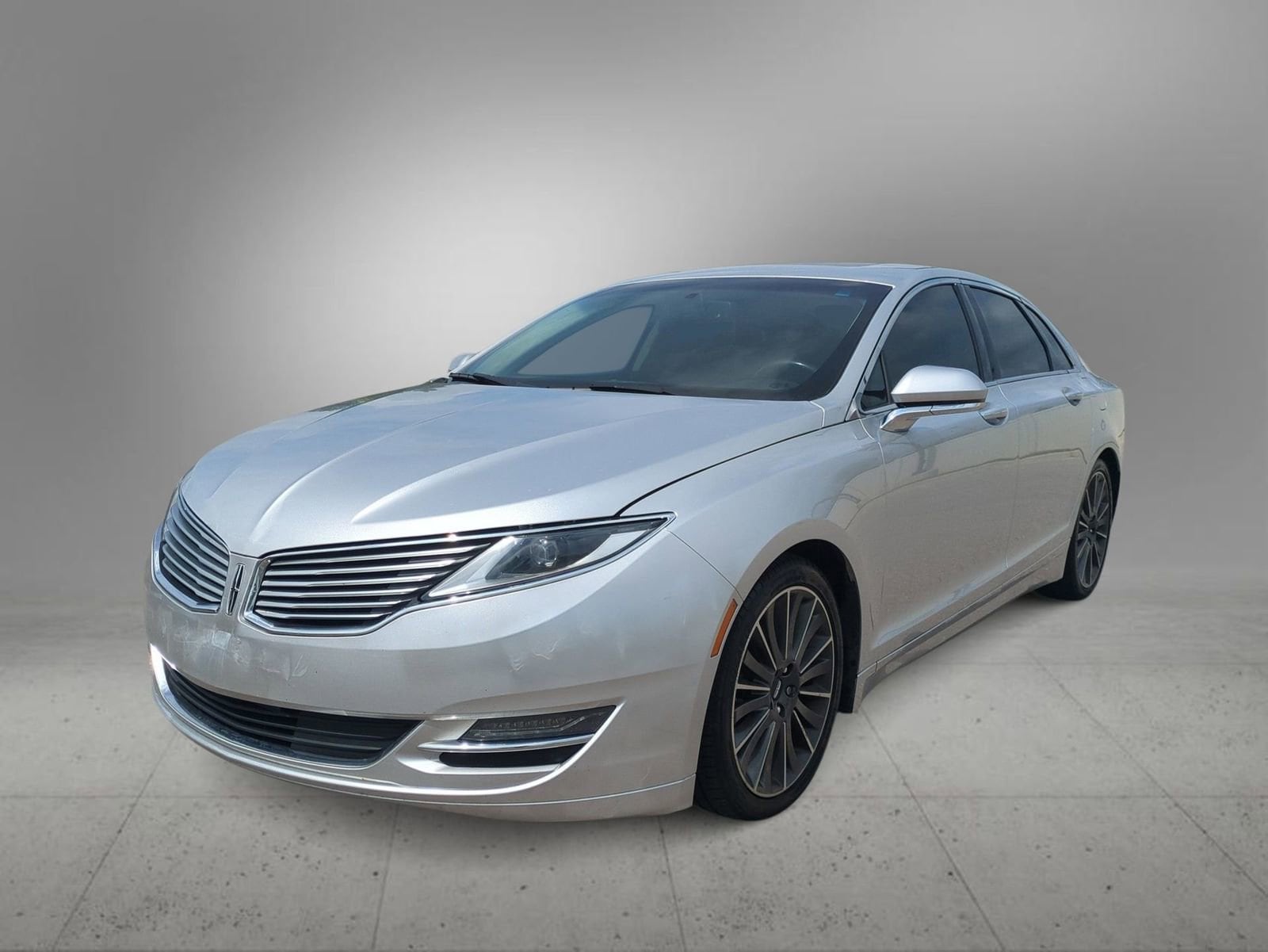 Thumbnail: 2016 Lincoln MKZ - 4