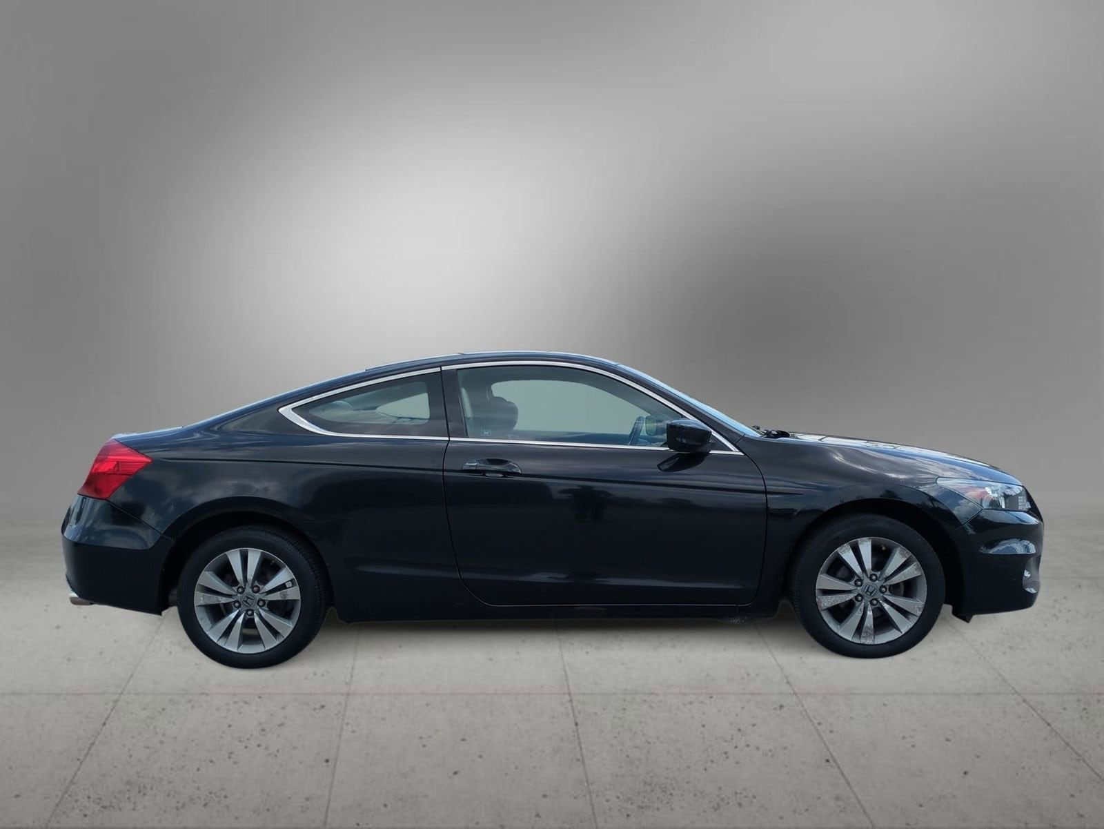 Thumbnail: 2011 Honda Accord - 9