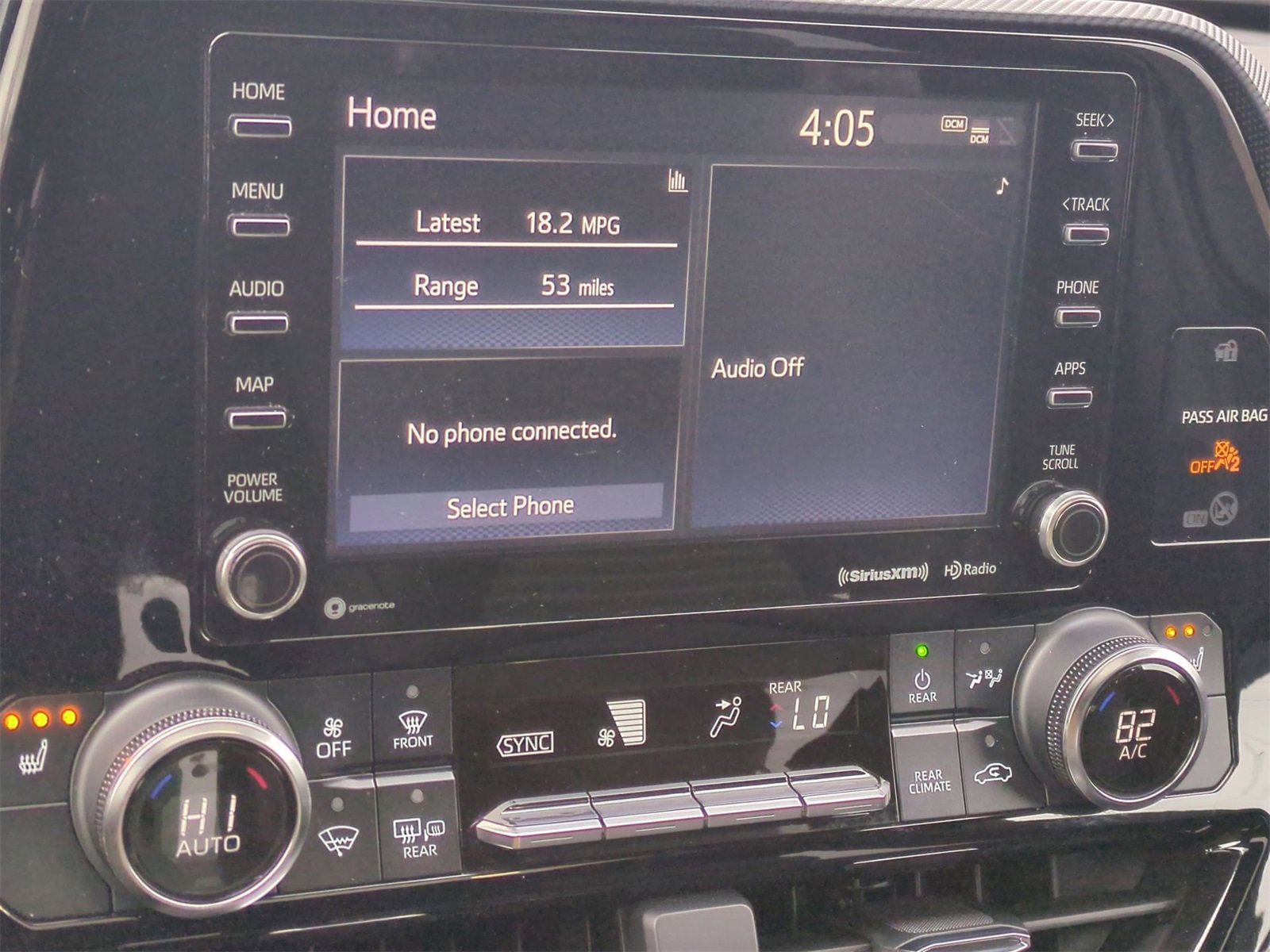 Thumbnail: 2022 Toyota Highlander - 30