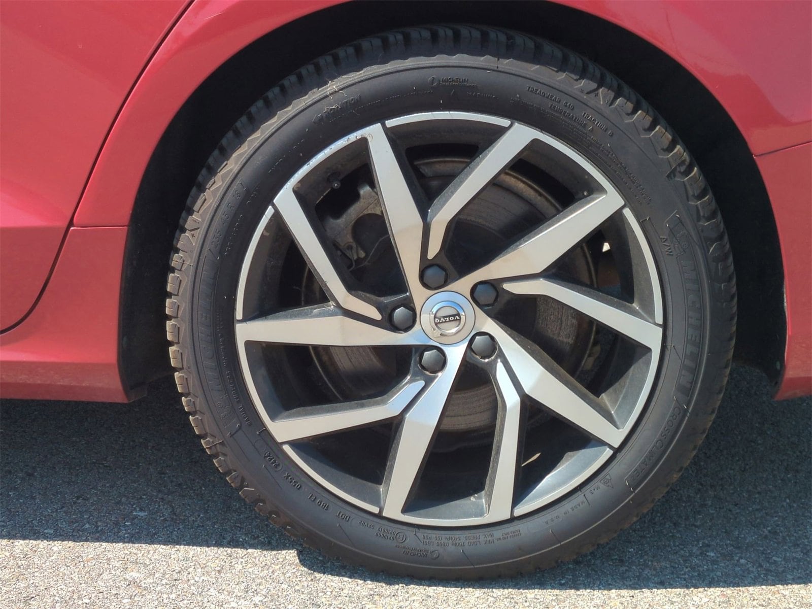 Thumbnail: 2020 Volvo S60 - 14