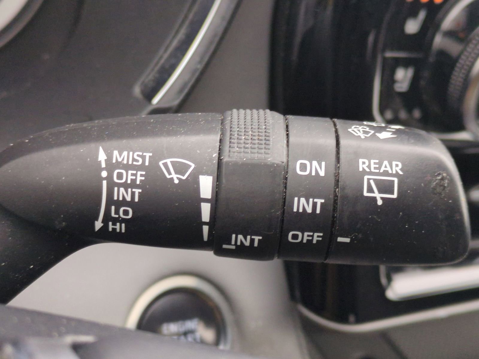 Thumbnail: 2021 Toyota Highlander - 28