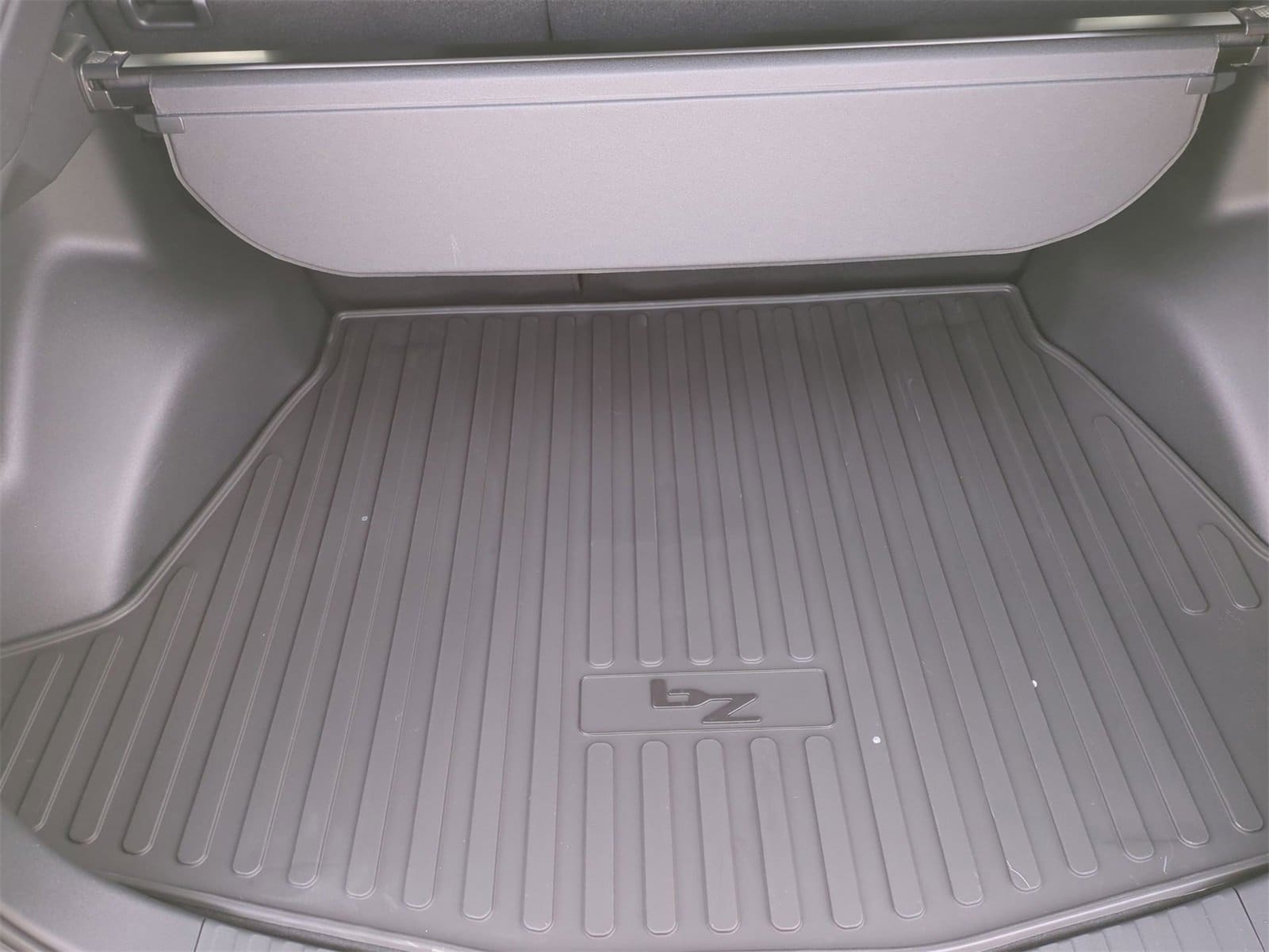 Thumbnail: 2026 Toyota bZ - 32