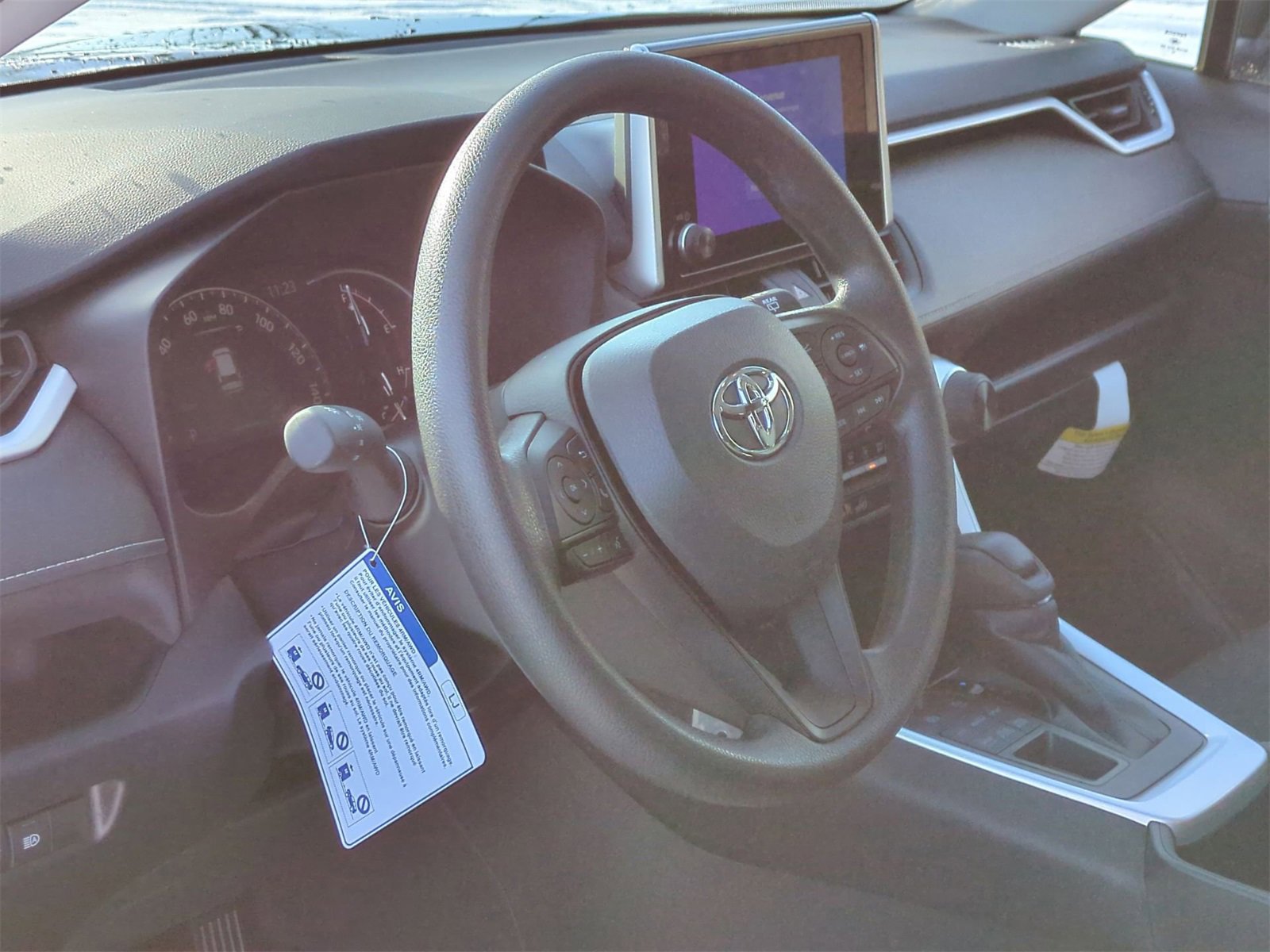 Thumbnail: 2025 Toyota RAV4 - 10