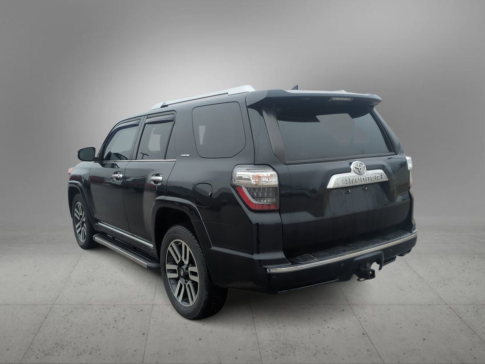 Thumbnail: 2015 Toyota 4Runner - 6