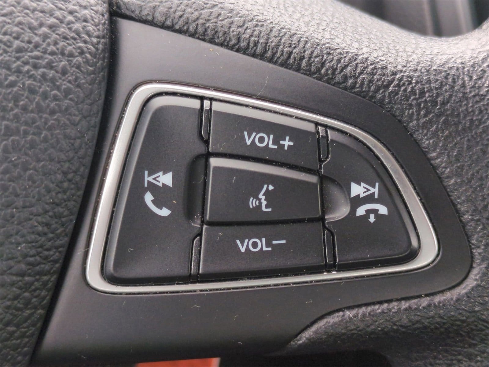 Thumbnail: 2016 Ford Focus - 24