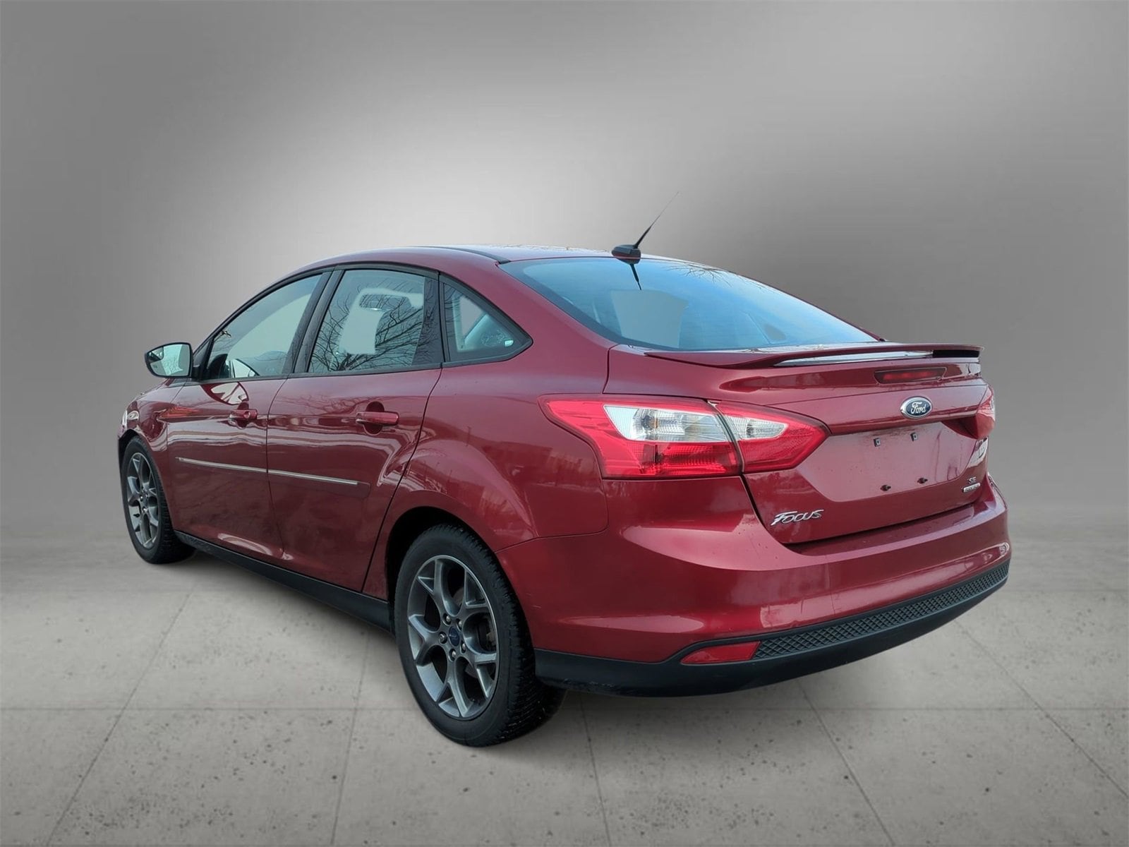 Thumbnail: 2013 Ford Focus - 6