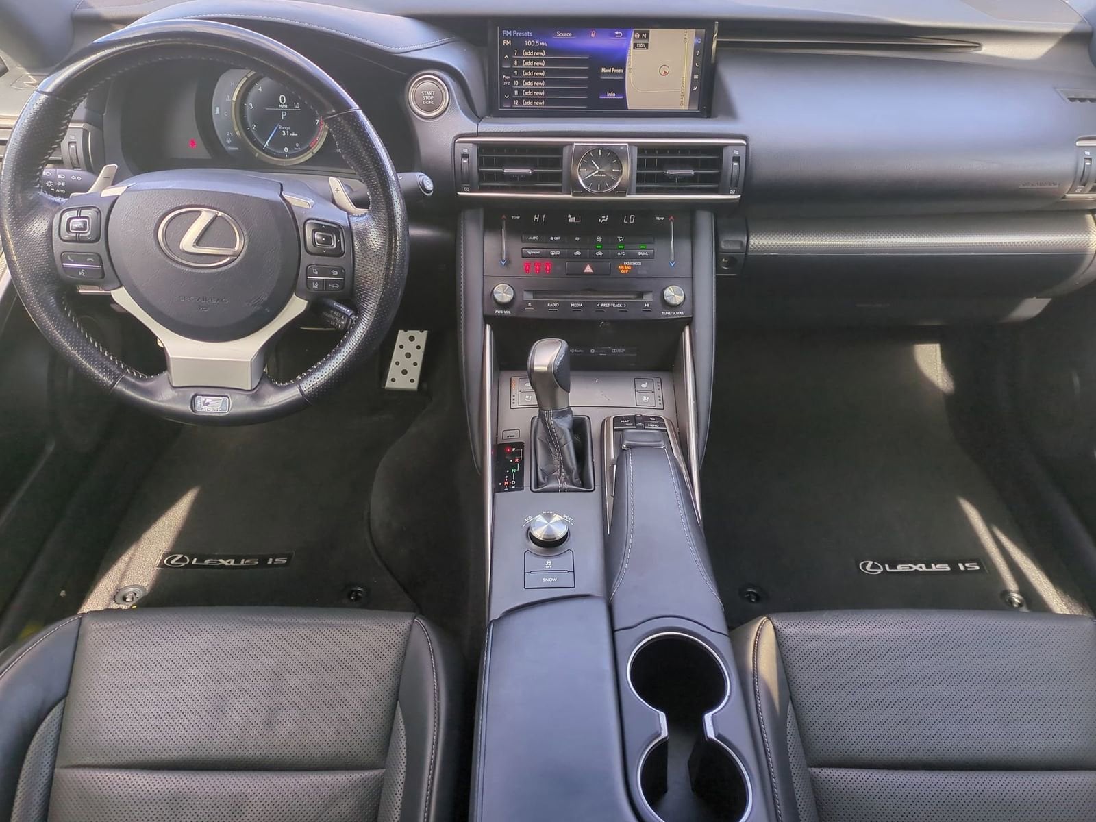 Thumbnail: 2017 Lexus IS - 15