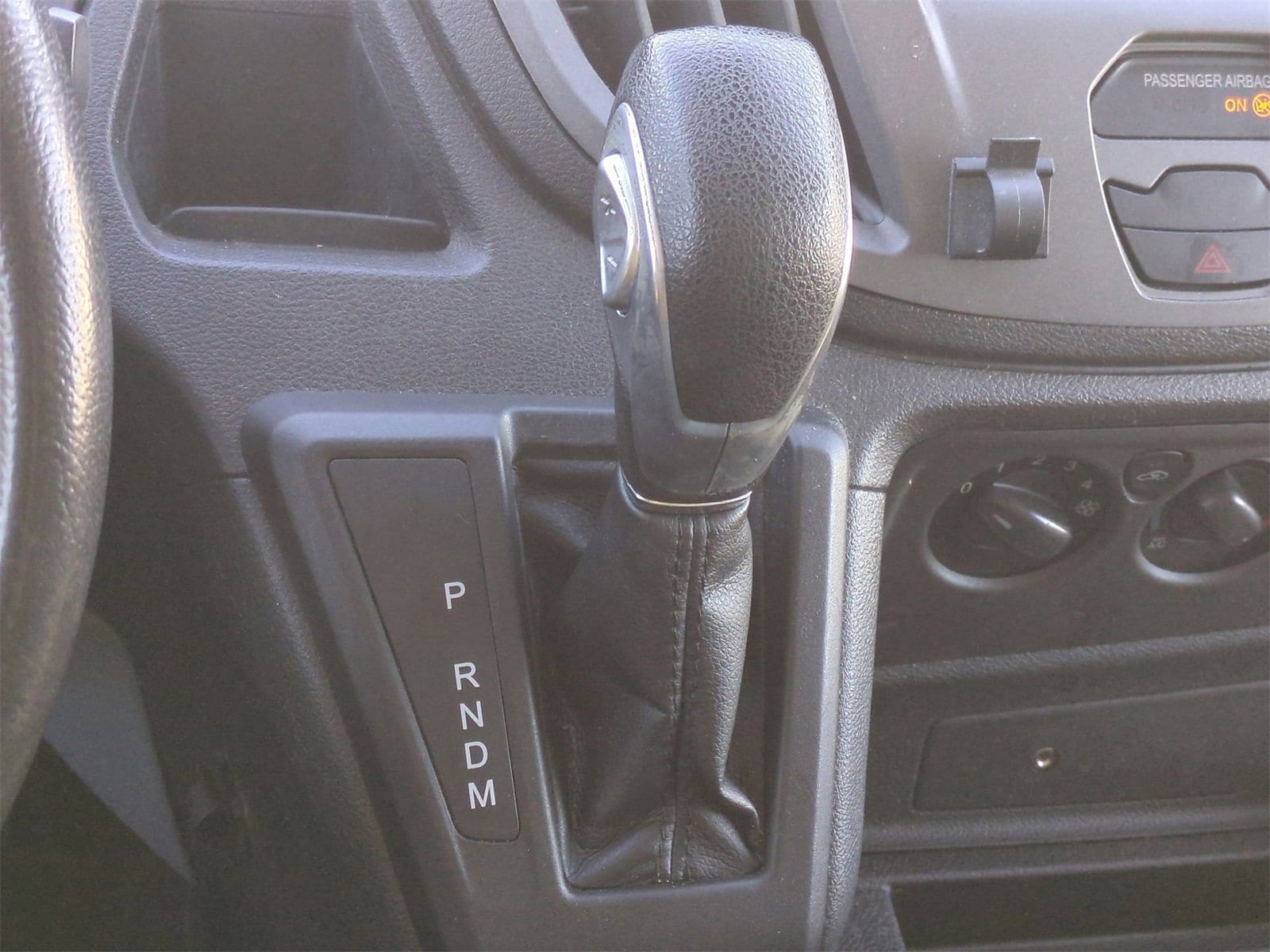 Thumbnail: 2017 Ford Transit Series - 27