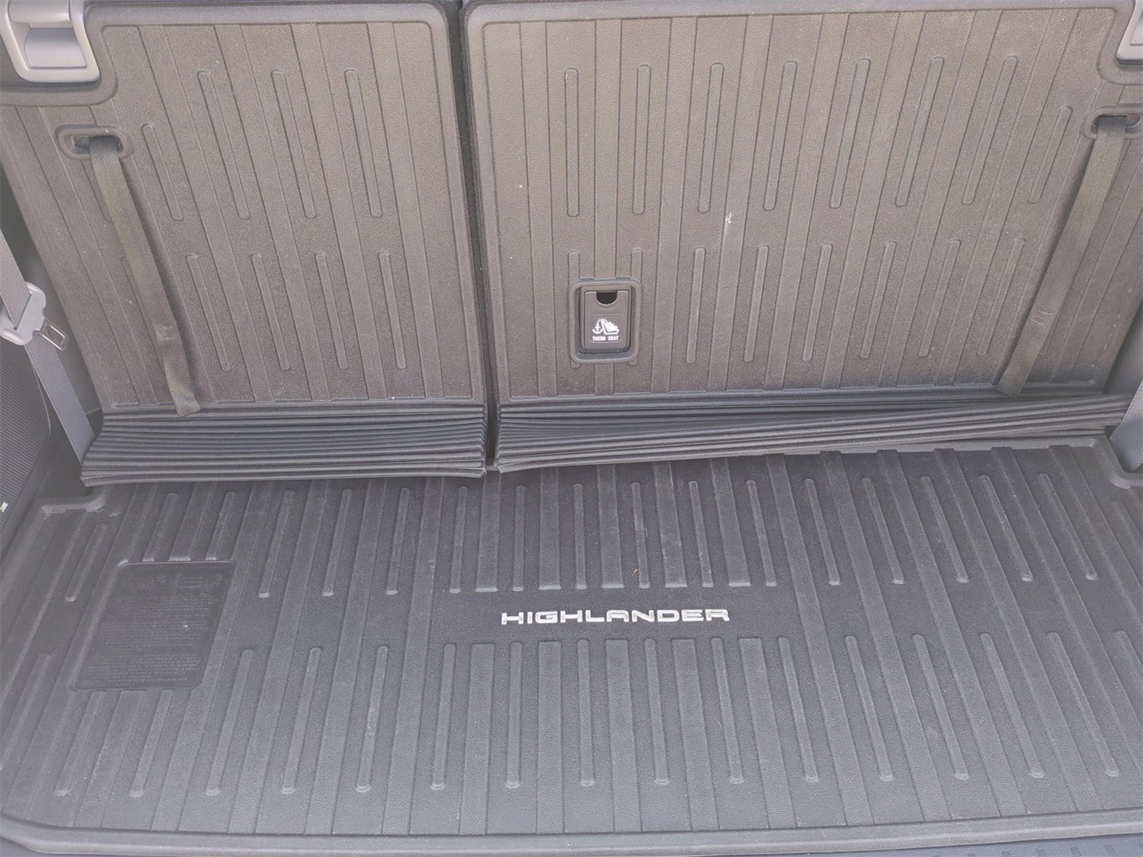 Thumbnail: 2020 Toyota Highlander - 36