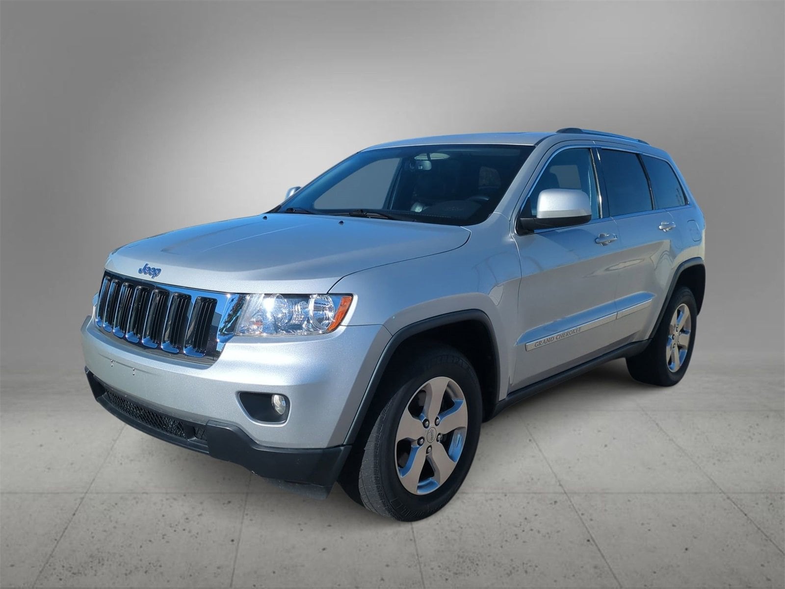 Thumbnail: 2012 Jeep Grand Cherokee - 4