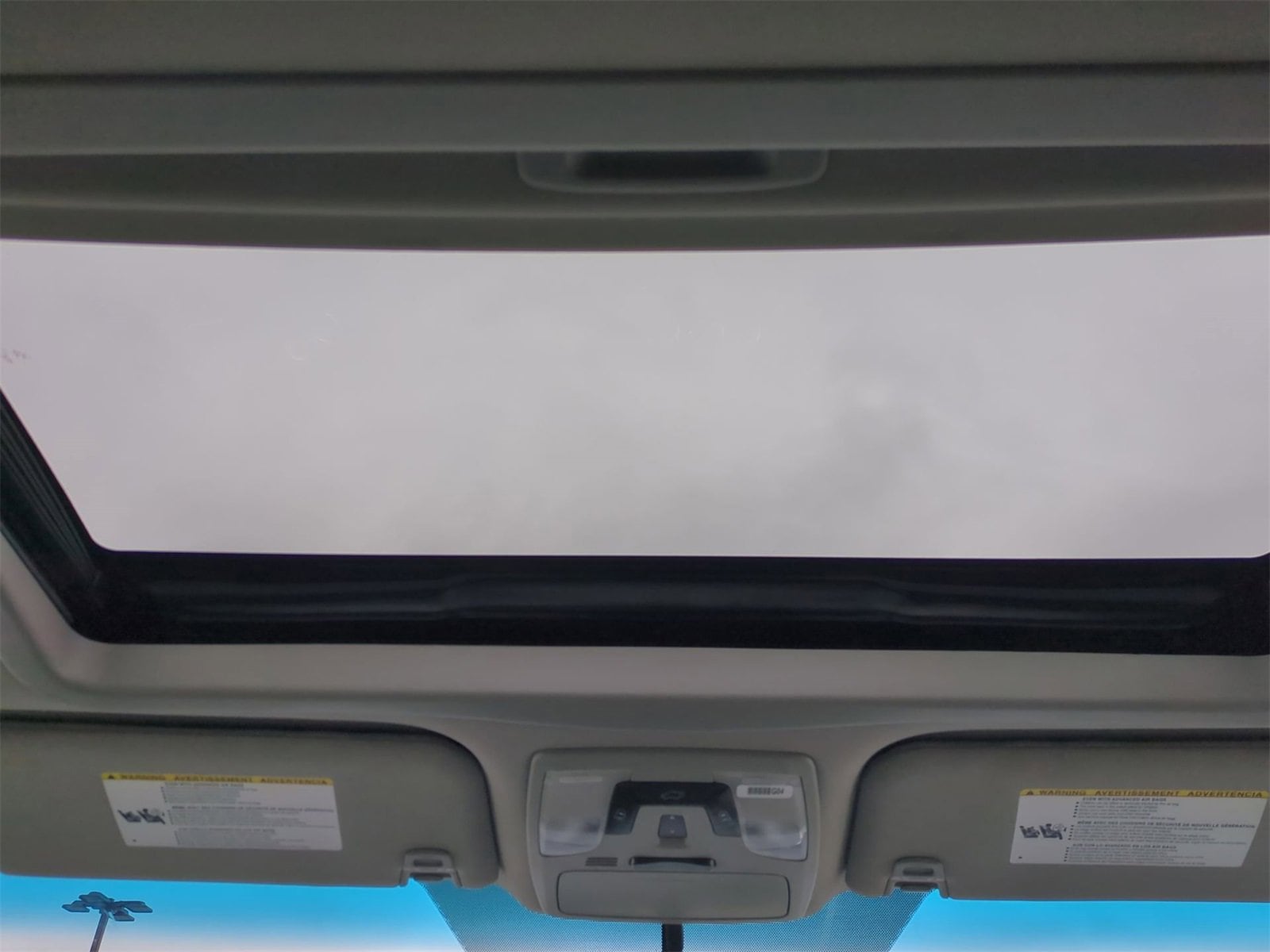 Thumbnail: 2017 Toyota Sienna - 22