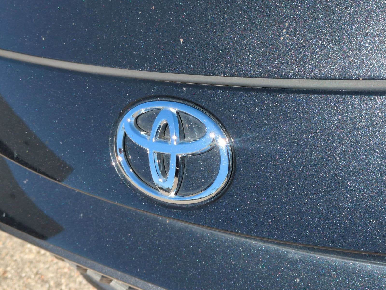 Thumbnail: 2022 Toyota Corolla - 12