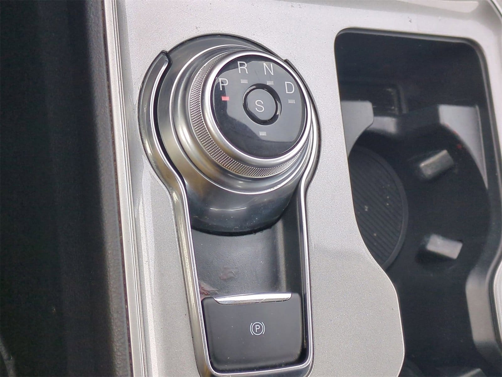 Thumbnail: 2023 Ford Edge - 30