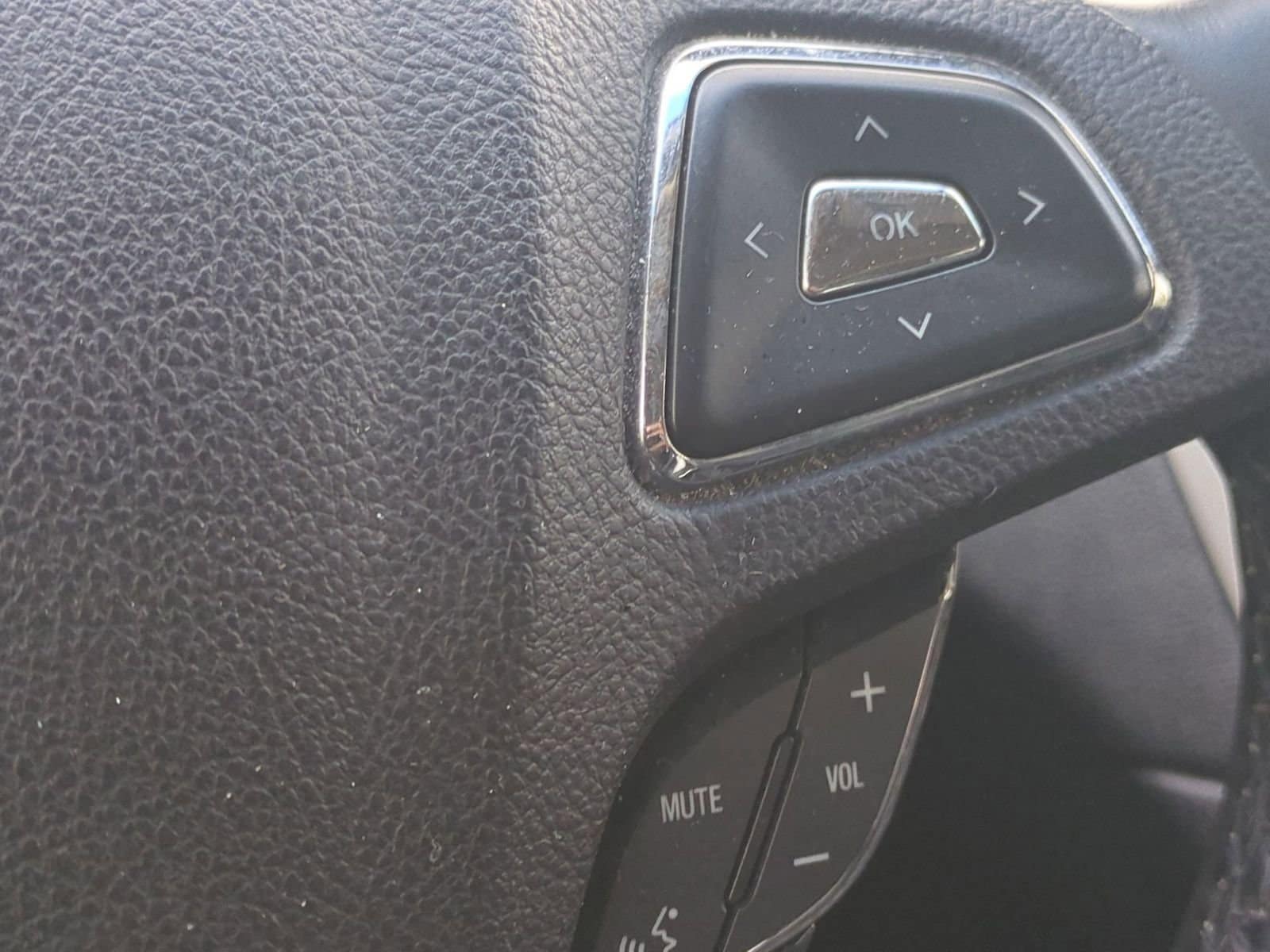 Thumbnail: 2016 Lincoln MKZ - 26