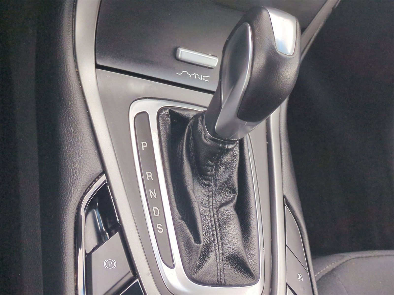 Thumbnail: 2016 Ford Edge - 30