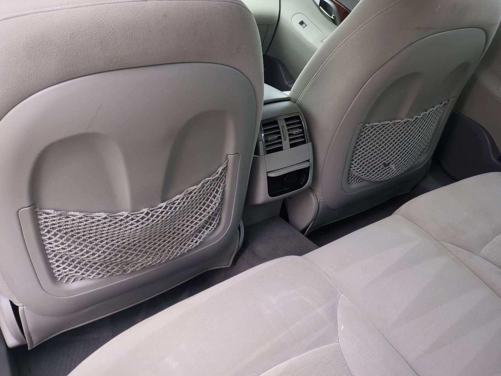Thumbnail: 2010 Buick LaCrosse - 18