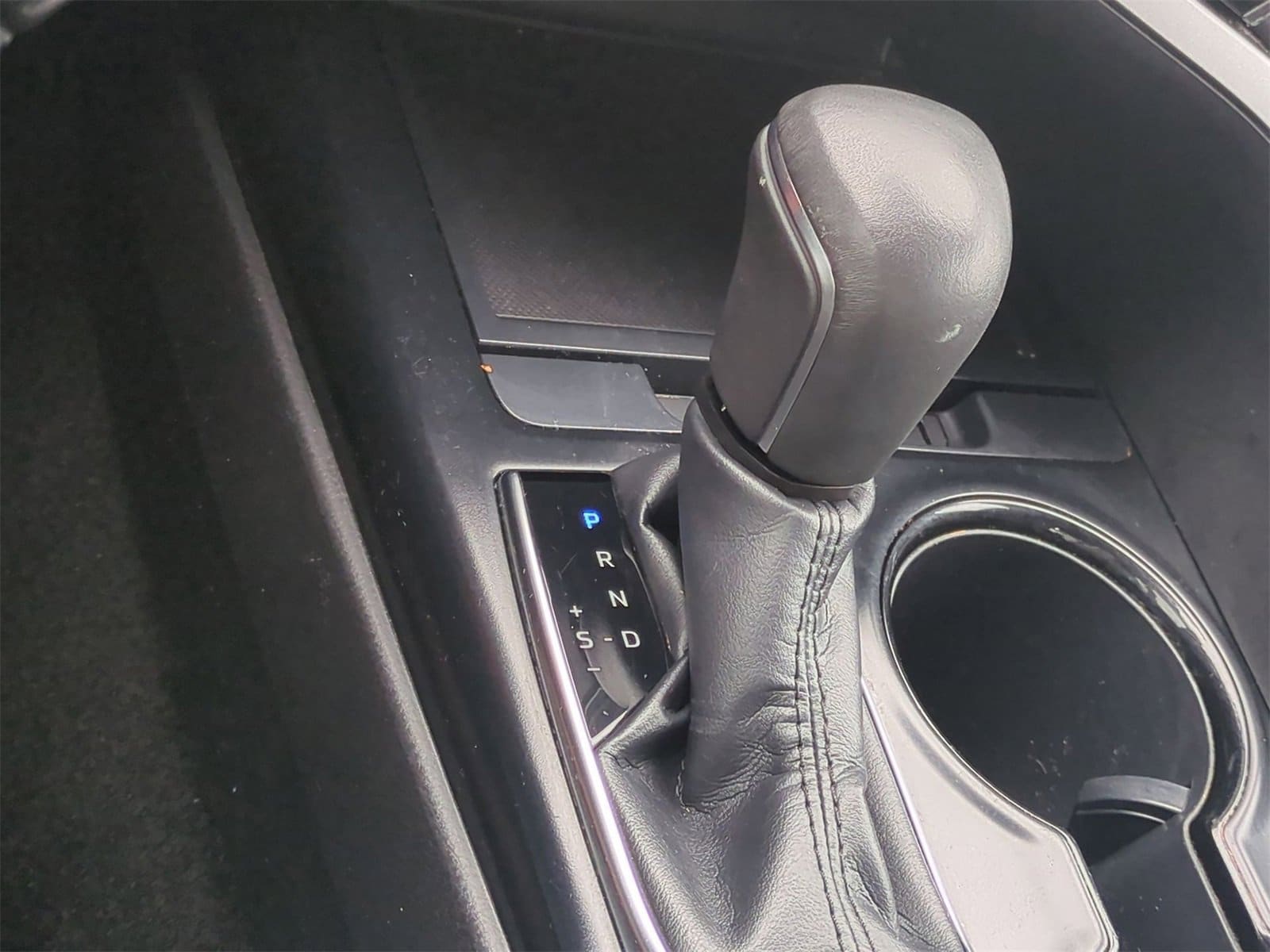 Thumbnail: 2019 Toyota Camry - 30
