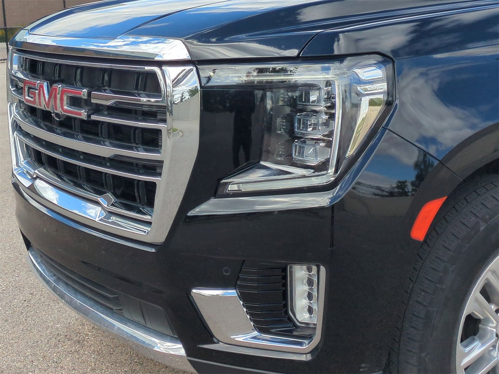 Thumbnail: 2023 GMC Yukon - 11
