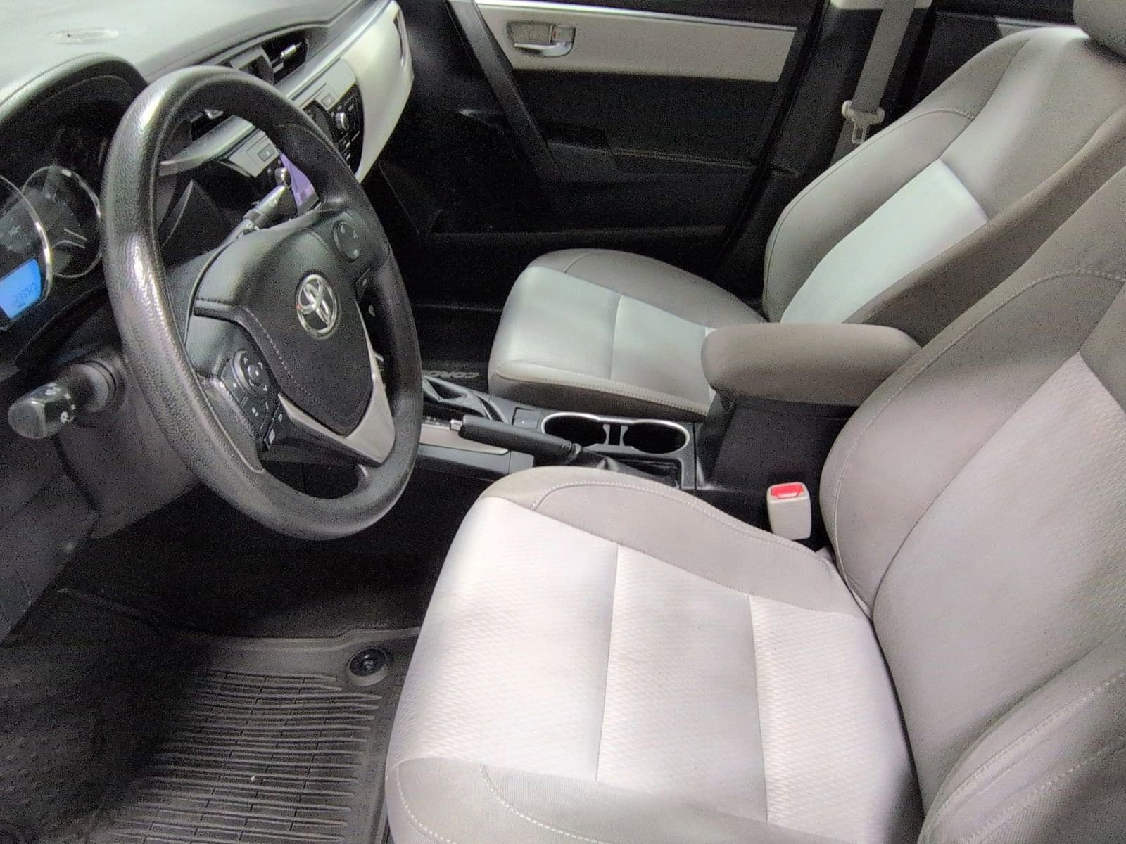 Thumbnail: 2016 Toyota Corolla - 16