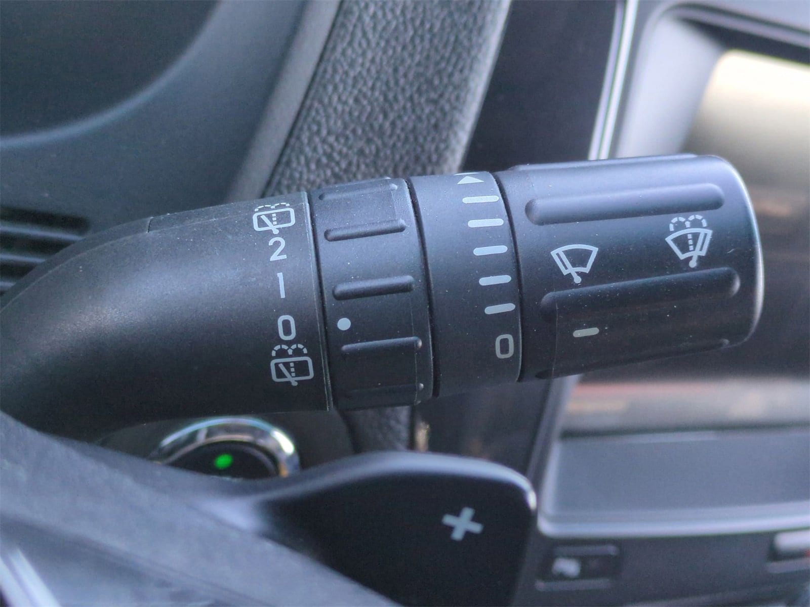 Thumbnail: 2016 Ford Explorer - 27