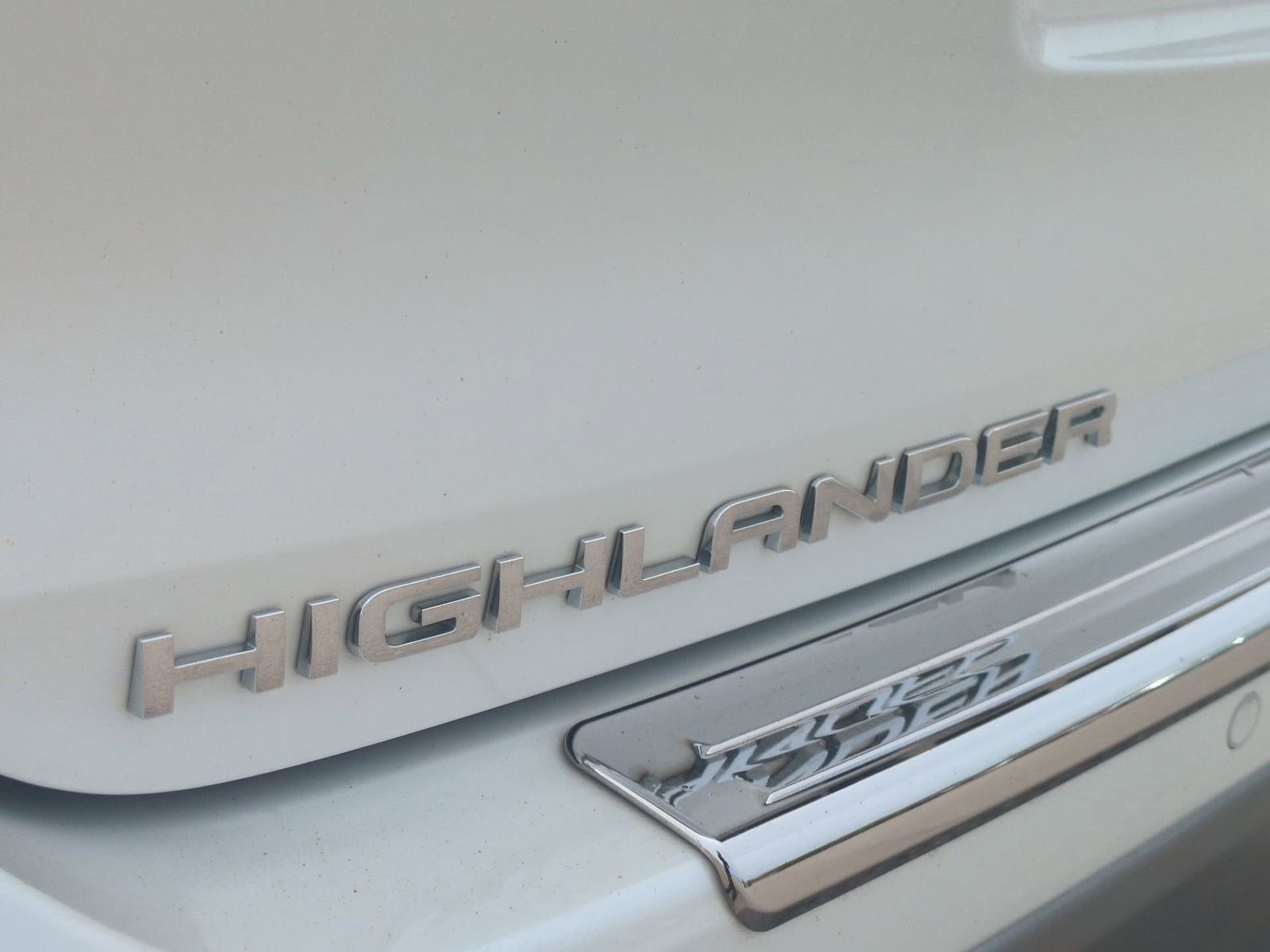 Thumbnail: 2021 Toyota Highlander - 13