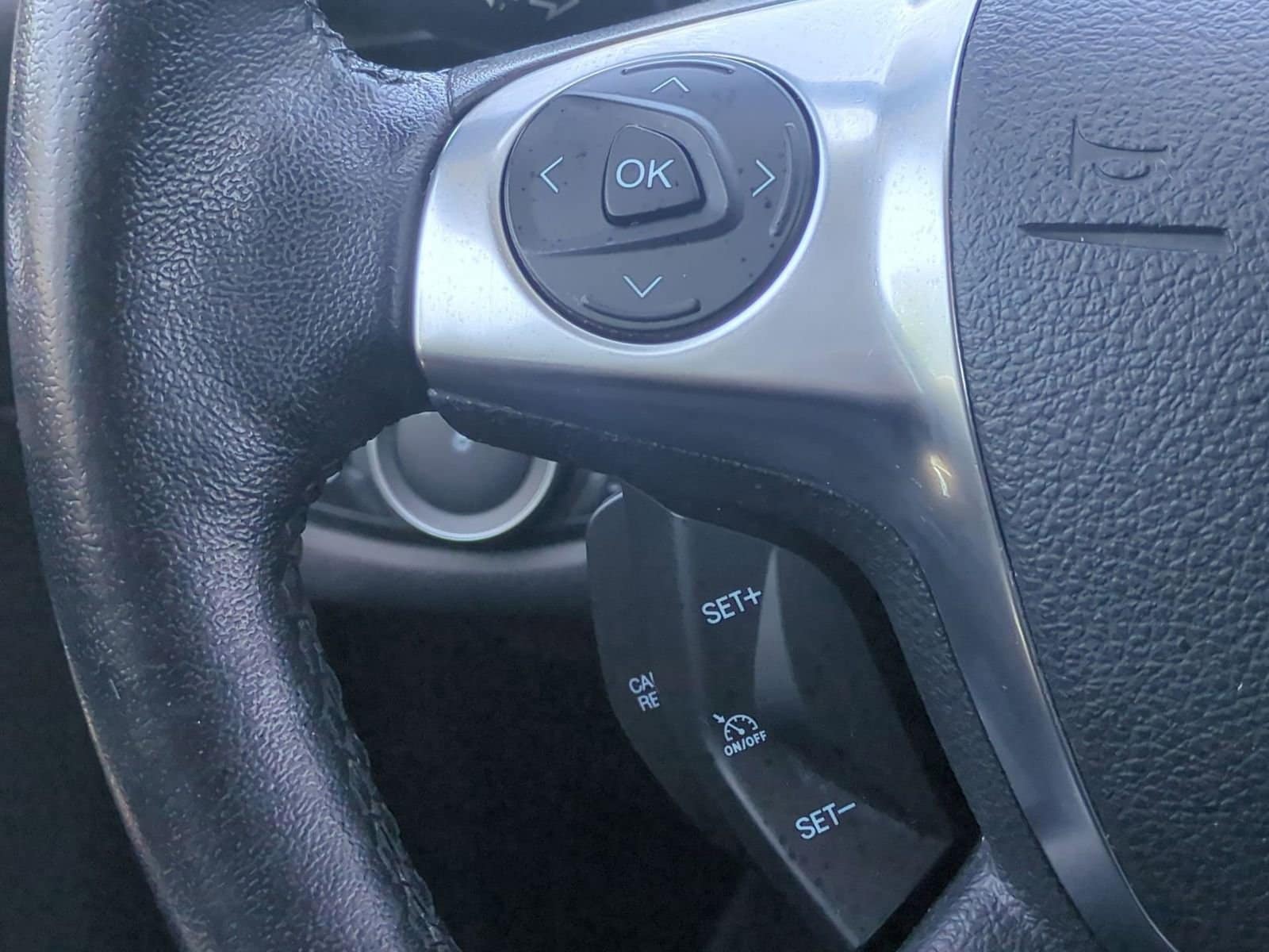 Thumbnail: 2016 Ford Escape - 23
