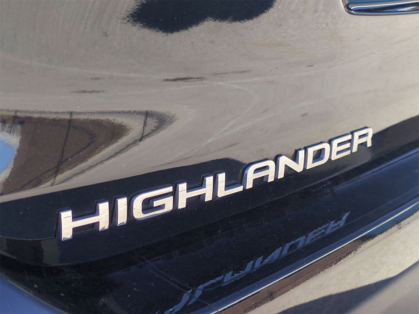 Thumbnail: 2021 Toyota Highlander - 13