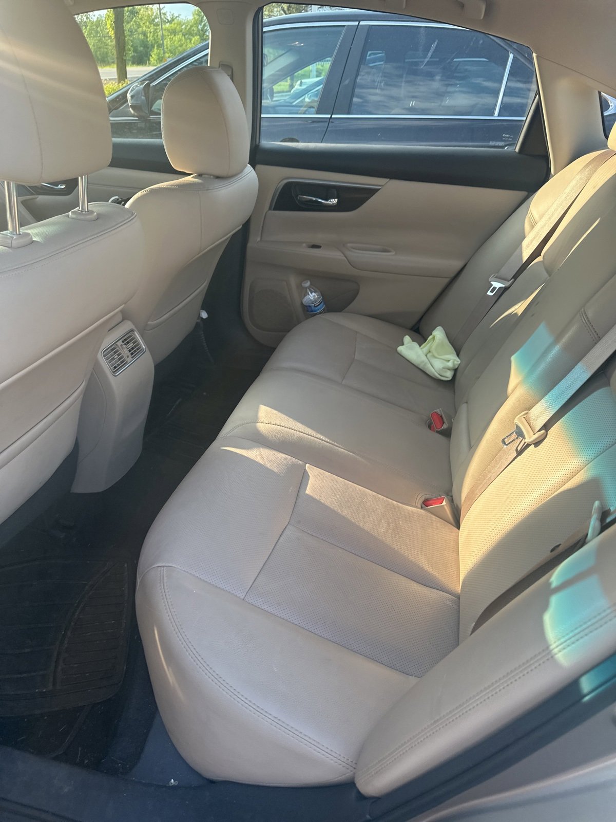 Thumbnail: 2015 Nissan Altima - 8