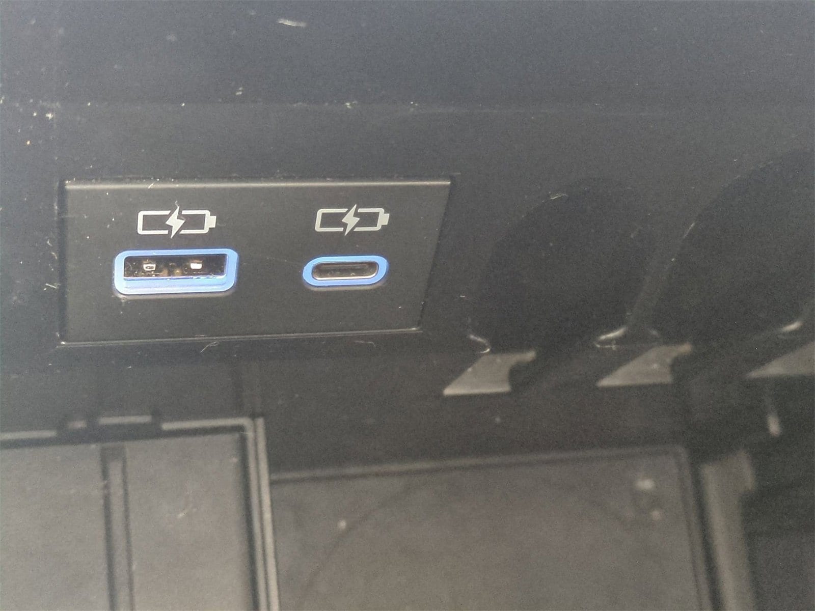 Thumbnail: 2023 Toyota Tundra - 30