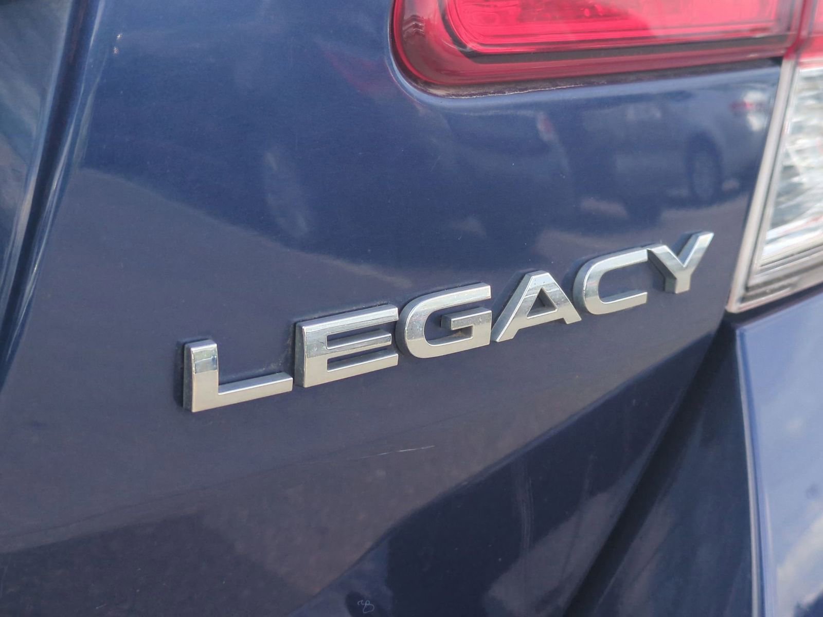Thumbnail: 2011 Subaru Legacy - 13
